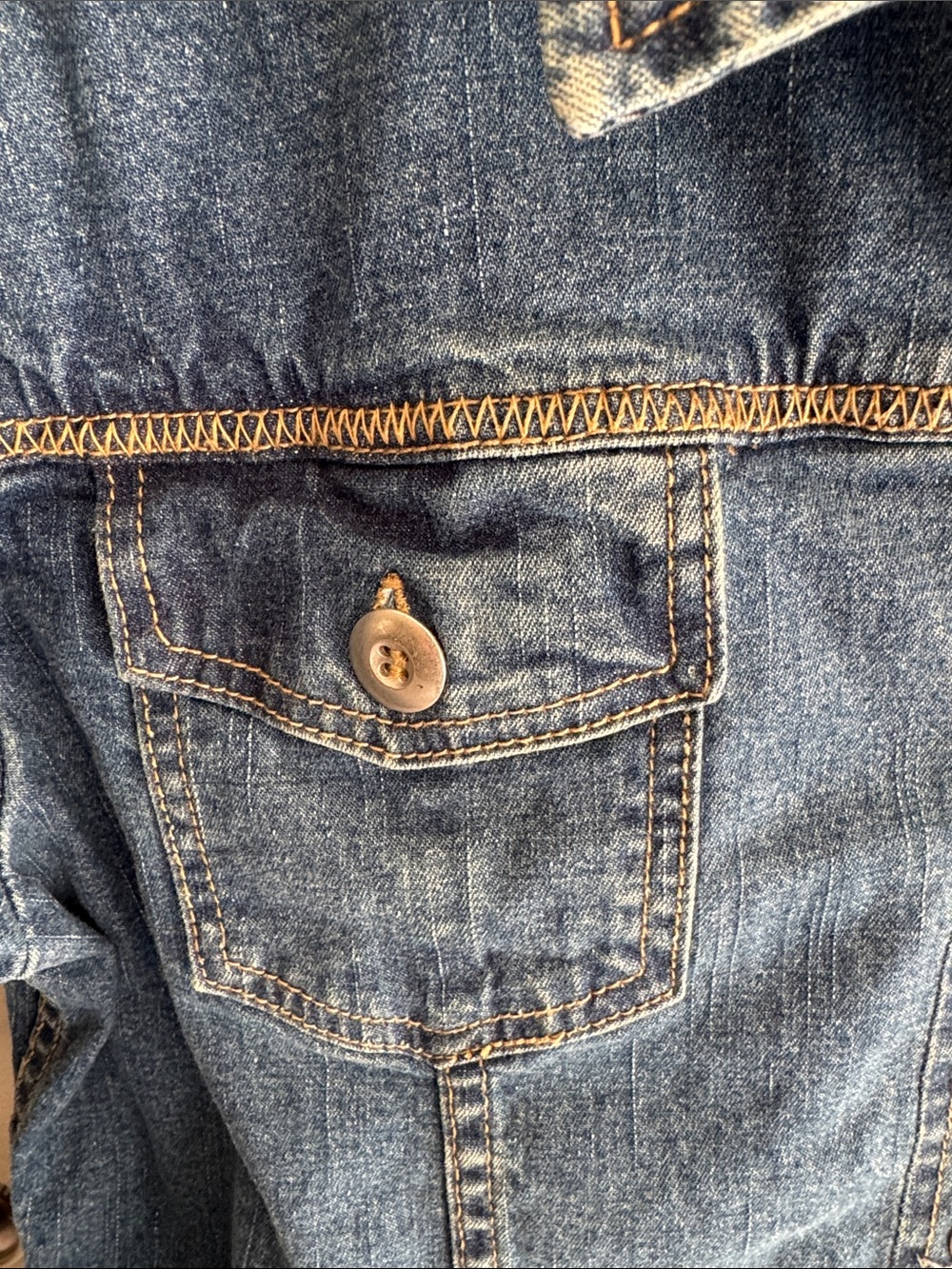 Christopher & Banks Medium Blue Denim Jean Jacket SZ Large - Picture 3 of 8